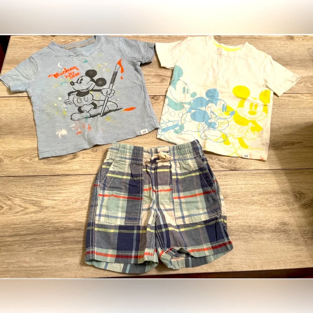 Gap Mickey Bundle Boys Size 2 ( Perfect For Topolinos Character Dining)